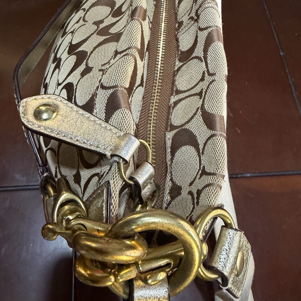 Coach Bleeker Floral Shoulder or crossbody - Picture 16 of 17